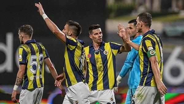 Fenerbahçe, Süper Lig'in 11. haftasında Trabzonspor'u konuk ediyor.