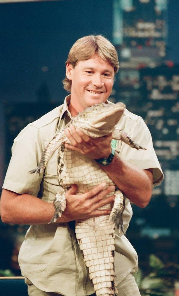 26. Ve son olarak Steve Irwin, 2006 yılında 44 yaşında bir belgesel çekerken bir vatoz tarafından öldürüldü.