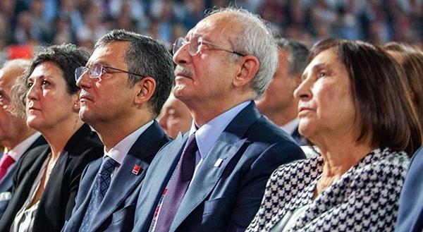 CHP’nin 38. Kurultayı’nda seçim konuşması yapan Özgür Özel sahneden indikten sonra Kemal Kılıçdaroğlu’nun eşi Selvi Kılıçdaroğlu'nun Özel'e yaptığı hareket ve sözleri gündem olmuştu.