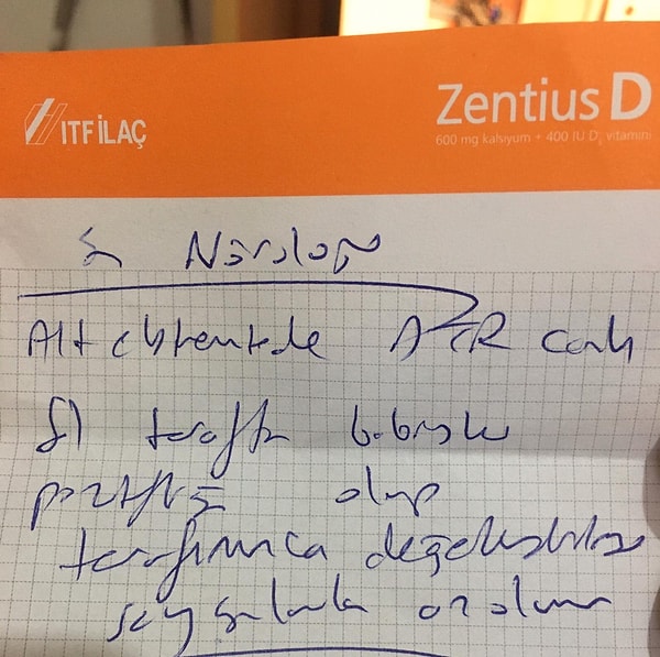 Ayrıca, tıbbi terimlerin karmaşıklığı ve spesifikliği de yazıların anlaşılmasını zorlaştırmaktadır.