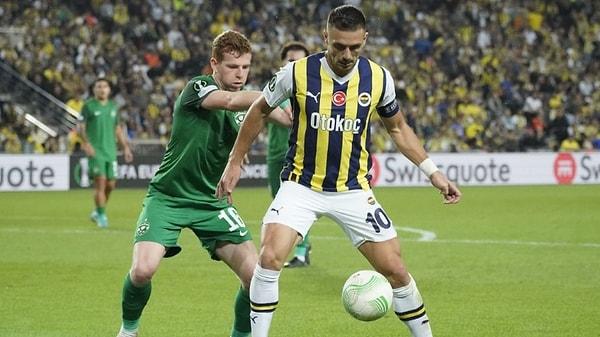 Sarı-lacivertlilerin Bulgaristan ekibi Ludogorets ile deplasmanda karşı karşıya geleceği maç, saat 23'te EXXEN ekranlarından yayınlanacak.