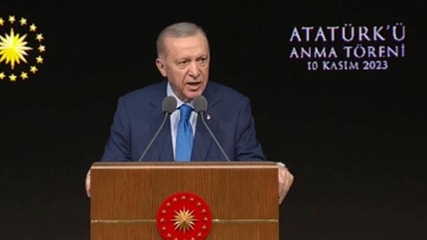 Cumhurbaşkanı Erdoğan, Atatürk Kültür, Dil ve Tarih Yüksek Kurumu tarafından Beştepe Millet Kongre ve Kültür Merkezi'nde düzenlenen programda açıklamalarda bulundu.