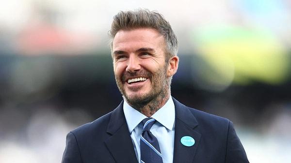 Eski futbolcu David Beckham, karizması ve yakışıklılığı ile hep ön plana çıkan bir isim oldu.