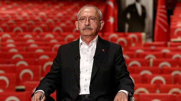 CHP’nin 38. Olağan Kurultayında genel başkanlık yarışını Özgür Özel’e karşı kaybeden Kemal Kılıçdaroğlu, aktif siyasete devam etme kararı aldı.