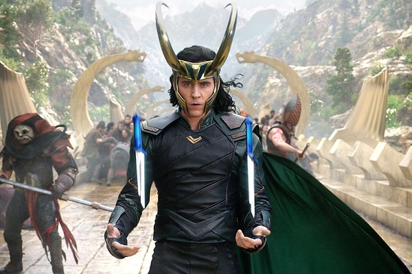 Avengers'ta tanınan 'Loki', başrolde olduğu diziyle de kitlesini büyütmeye devam etti.