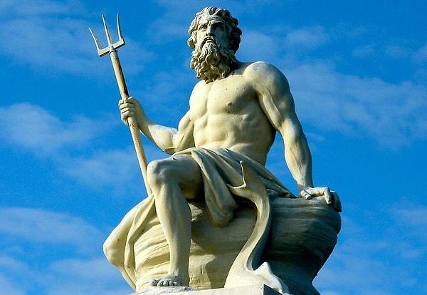 5. Poseidon inanılmaz derecede huysuzdu ve küçük sıkıntılarını çoğu zaman kasabalardaki masumlardan çıkarır, en ufak bir rahatsızlıkta binlerce kişiyi yok ederdi.