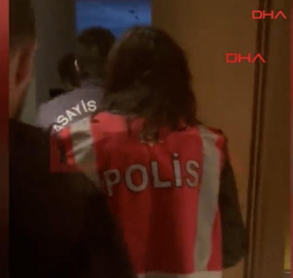 İstanbul'un Beşiktaş ve Şişli ilçeleri ile Kars'ta yapılan operasyonlarda yakalanarak İstanbul Asayiş Şube Müdürlüğüne götürülen kardeşlerin evlerinde yapılan polis araması görüntüleri de ortaya çıktı.