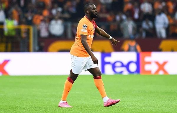 Bu sezon başında sarı-kırmızılı formayı sırtına geçiren Ndombele, Süper Lig'de 7 maçta görev aldı fakat bir türlü istenilen formu yakalayamadı.