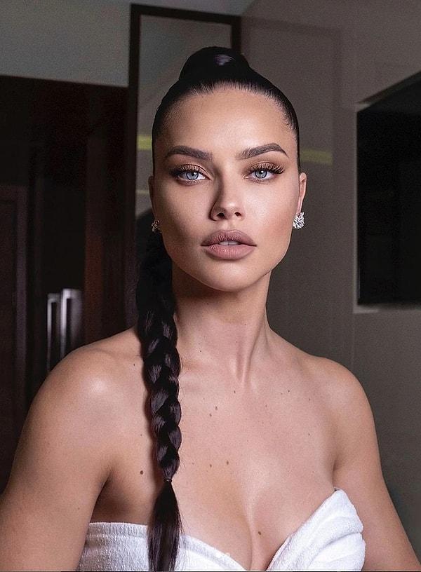 2. Ünlü model Adriana Lima, katıldığı bir galada çekilen görüntüleri üzerine sosyal medyada gündem olmuş, estetik yaptırdığı yönünde yorumlar gelmişti. Instagram hesabı üzerinden makyajsız fotoğrafını paylaşan Lima sessizliğini bozdu.