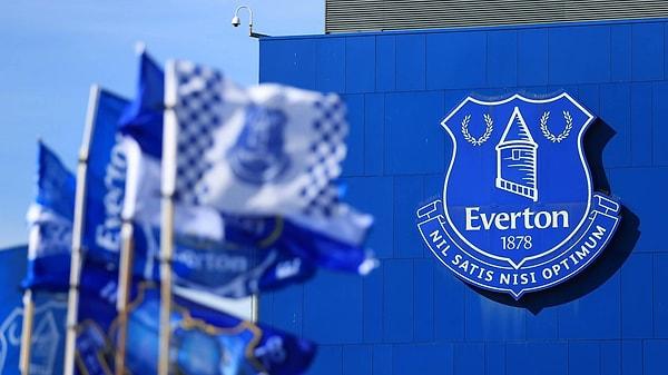 Yapılan incelemelerde, Everton'ın ilgili dönemde 124,5 milyon sterlin zarar ettiğini kabul ettiği, izin verilen limitin ise 105 milyon sterlin olduğu vurgulandı.