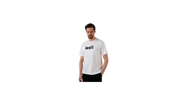 1. Levi's Relaxed Fit T-shirt