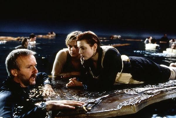 11. James Cameron,  Leonardo DiCaprio ve Kate Winslet - Titanic