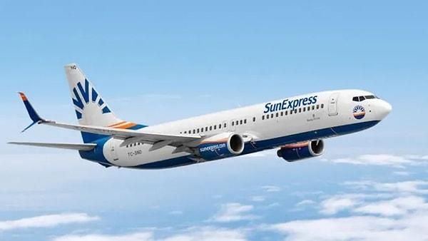 Fransa, Paris'te bulunan Charles De Gaulle Havalimanı'ndan İzmir'e gelecek olan Sunexpress, 30 yolcusu olmadan havalandı.