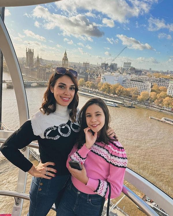 Sosyal medyasında aktif olan tek kişi Zuhal Topal değil belli ki, anladığımız kadarıyla minik Lina da annesinin Instagram hesabını kullanıyor ara sıra.