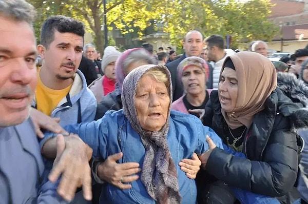 İzmir Adli Tıp Kurumu'nda yapılan otopsi sonrası çıkan ön otopsi sonucuna göre iki kişinin de telle boğularak öldürüldükleri ortaya çıktı.