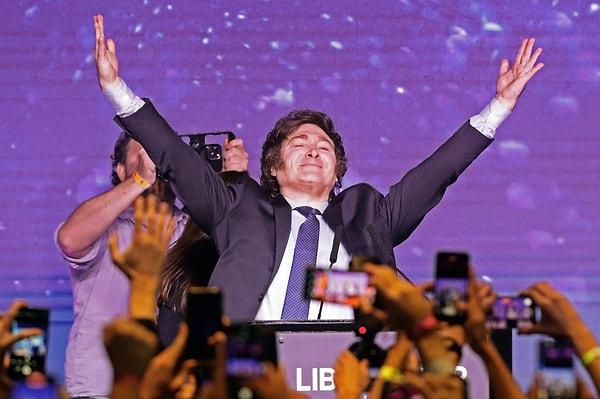 Arjantin’de seçimlerin ikinci turundan da galip çıkan aşırı sağcı liberal aday Javier Milei, yüzde 56 oranında oy alarak ülkenin yeni devlet başkanı oldu.