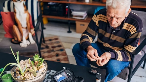 Katılımcılara glikoz ve insulin ölçümleri ile glikoz tolerans testleri uygulandı. Çalışma, gelecekteki tedavilerde demans riskini azaltmak için visseral yağın hedeflenmesi gerektiği sonucuna vardı.