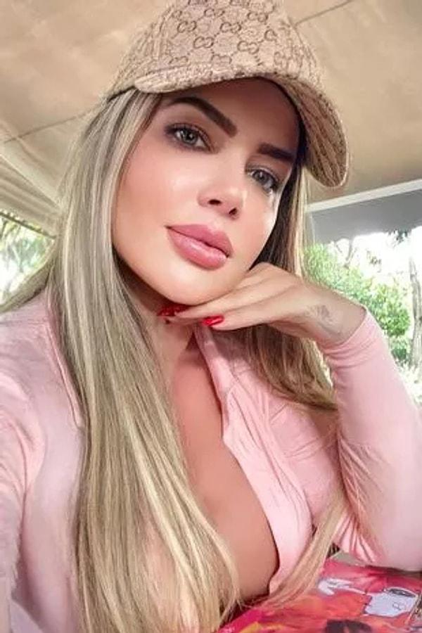 Brezilya'nın São Paulo şehrinde yaşayan avukat ve model Denise Rocha, 250 bin sterlin harcayarak estetik ameliyat oldu.