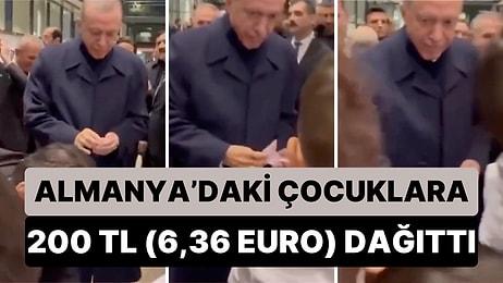 Cumhurbaşkanı Erdoğan'ın Almanya'daki Çocuklara Dağıttığı 200 TL'nin Değerinin 6,36 Euro Olması Gündem Oldu