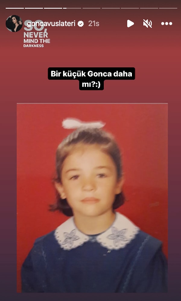 9. Gonca Vuslateri çocukluk fotoğrafını paylaştı.