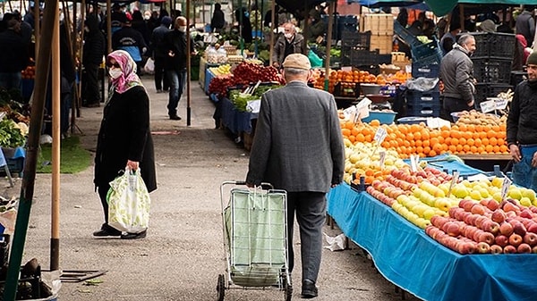 “İnsanlar beslenemiyor mu, yoksa gıdalar yeterince mineral, vitamin ihtiva etmiyor mu?”