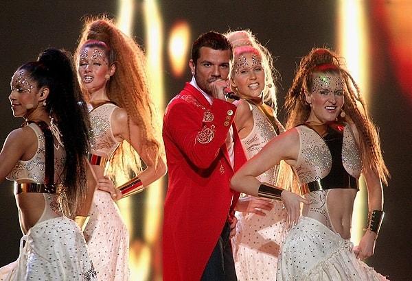 Hatırlarsanız ünlü şarkıcı 2007 yılında "Shake It Up Şekerim" şarkısıyla Eurovision Şarkı Yarışması'nda Türkiye'yi temsil etmiş ve 4. olmuştu.