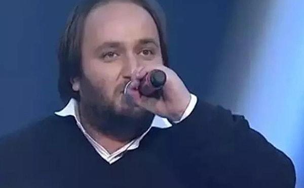 1. O Ses Türkiye'nin en başarılı şampiyonlarından Hasan Doğru, özellikle sesinin Pavarotti'ye benzetilmesiyle ünlenmişti. Yarışmanın ardından gözlerden uzak bir yaşam süren Hasan Doğru'nun 9 ayda 40 kilo verdiği görüntüleri görenleri şoke etti.