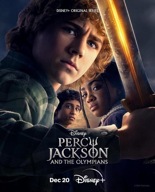 Percy Jackson and the Olympians dizisinden yeni bir afiş yayımlandı.