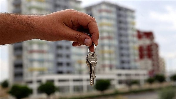 Kiracılar artan kiralar yüzünden ev sahiplerinden, ev sahipleri ise yüzde 25 sınırının getirdikleriyle birlikte kiracılara bilenmiş durumdalar.