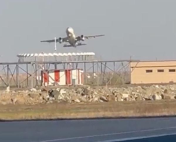 Ordu Giresun Havalimanı'nda bir uçak da yoğun rüzgar sebebiyle iniş gerçekleştiremeyip pisti pas geçti.