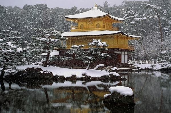 1. Kinkaku-ji, Kyoto, Japonya: