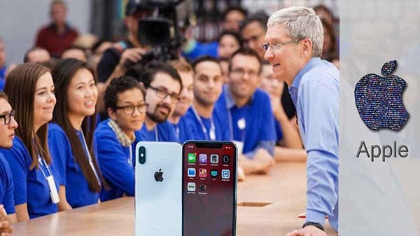 Kodlama becerilerinin önemli olduğunu kabul etse de Apple'ın kodlamayı bilmeyen veya günlük işlerinde kod kullanmayan kişileri de işe aldığını ifade ediyor.