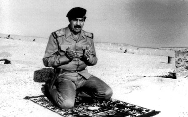 Arap dünyasında saygınlığı olsa da Batı nezdinde diktatör ilan edilmişti. Bunun nedeni Saddam hükümetinin yönetimi altında Irak'ta çeşitli katliamlar yapılmış ve pek çok insan hayatını kaybetmişti. Ayrıca İran ve Kuveyt işgallerinde yine çok insan ölmüştü.