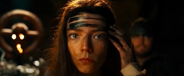 Yeni filmde ise Anya Taylor-Joy'un 'Furiosa'nın gençliğine hayat vereceği kesinleşmişti. Geçtiğimiz yıl çekimlerine başlanan filmin görücüye çıkmasına çok az kaldı.