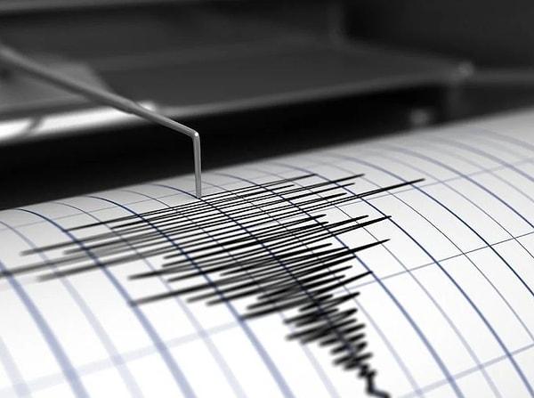 AFAD, Bursa'nın Mudanya açıklarında (Gemlik Körfezi) 5.1 büyüklüğünde bir deprem meydana geldiğini açıkladı.