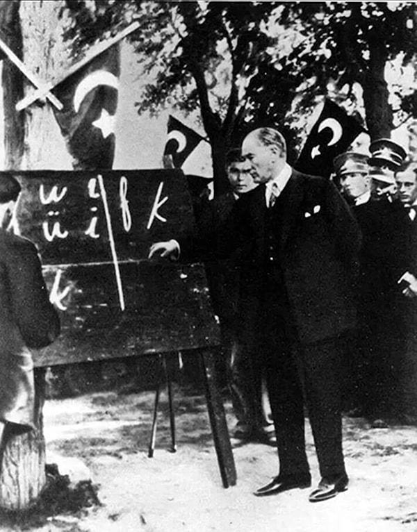 "Öğretmenlere saygısızlık, Başöğretmen Mustafa Kemal Atatürk’e de yapılmış demektir”