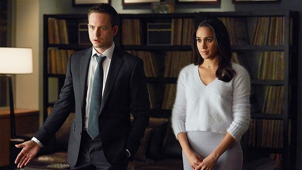 Suits’in popülaritesi haziran ayında Netflix'te yayınlanmaya başlamasıyla daha da arttı.