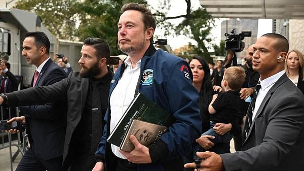 Tesla ve SpaceX'in CEO'su Elon Musk'ın 'Hyperloop' projesiyle ilgili olarak Düzce'de faaliyet gösteren Erciyas Çelik Boru'yu ziyaret edeceği haberleri bir anda kenti hareketlendirmişti.