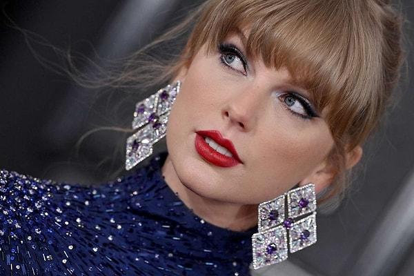 Biz zaten çoktan biliyorduk: TIME dergisi, şarkıcı Taylor Swift'i 'Yılın Kişisi' ilan etti.