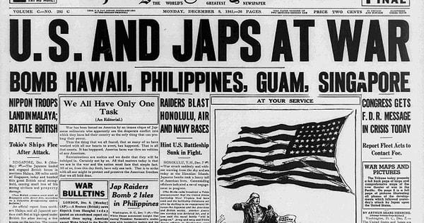 Aynı saniyelerde yüzlerce Japon uçağı Pasifik'te Hawaii Adası'na doğru uçmaktaydı. ABD ise radarda uçak hareketliliğini görmüş ama bunun bir Japon saldırısı olduğunu tam olarak anlamamıştı.