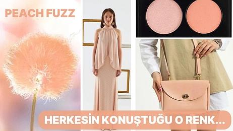 2024 Yılının Rengi Belli Oldu! Peach Fuzz Rengine Benzer En Güzel Elbiseler ve Ona Uygun Makyaj Önerileri