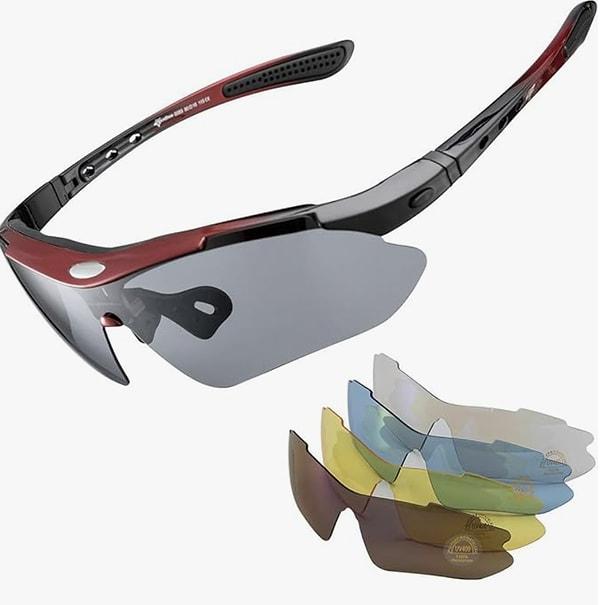 12. Bu bisiklet gözlüğünün her rengi bir amaca hizmet ediyor.