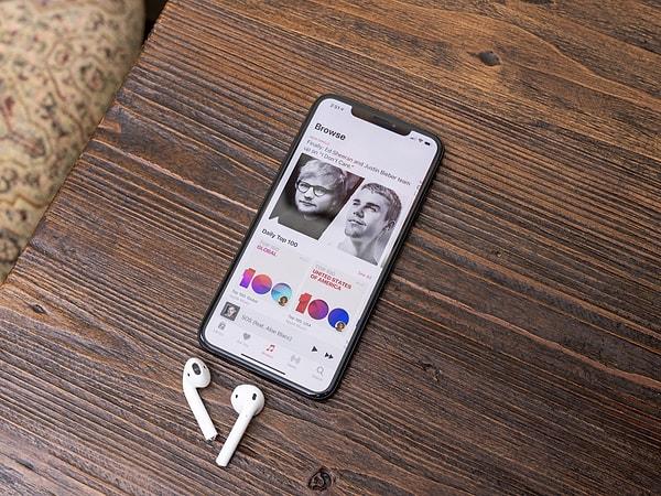 Yeni abonelere bir ay ücretsiz deneme imkanı sunan Apple Music’in fiyatları rakibi Spotify'a yaklaşmış durumda.
