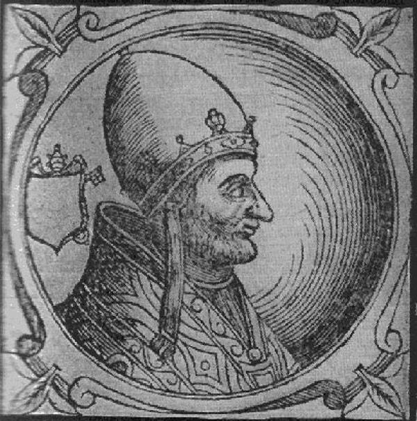 2. Nicholas Breakspear göreve gelen ilk İngiliz papa olarak tarihe geçti.