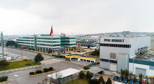 Fransız otomotiv devi Renault, Bursa'daki üretim tesislerinde önemli değişiklikler yapacağını duyurdu.