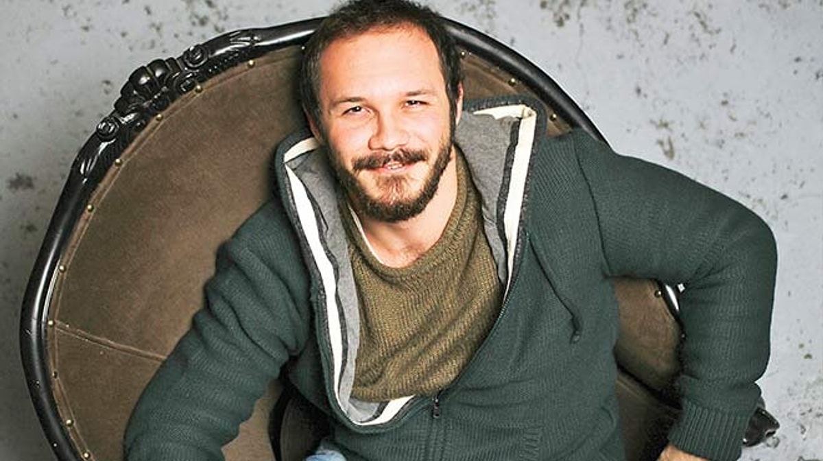 Derin Mor Konusu Nedir, Oyuncuları Kimlerdir? - Onedio