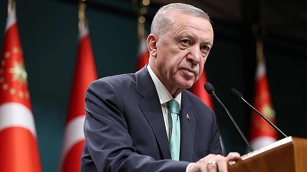 Gazeteci Çağdaş Tolga Işık, AKP üyesi olan Koca'nın partiden ihraç edileceğini iddia ederken; Cumhurbaşkanı ve AK Parti Genel Başkanı Recep Tayyip Erdoğan utanç verici olayı kınarken Meler'e geçmiş olsun dileklerini Twitter hesabından iletti.