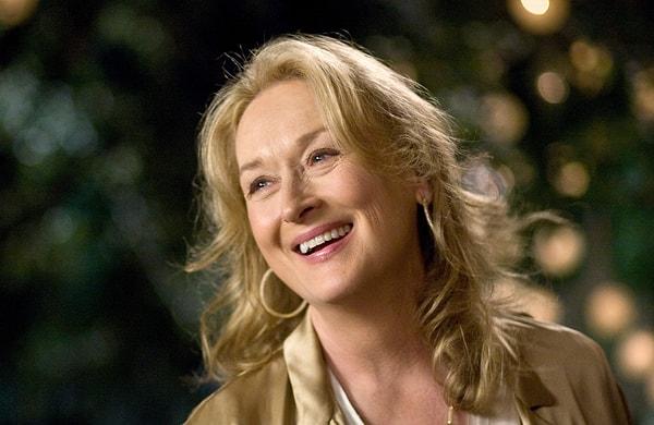 'Kendi kuşağının en iyi oyuncusu' olarak anılan Meryl Streep, 2017'de Altın Küre kapsamında verilen Cecil B. DeMille yaşam boyu başarı ödülü almıştı.