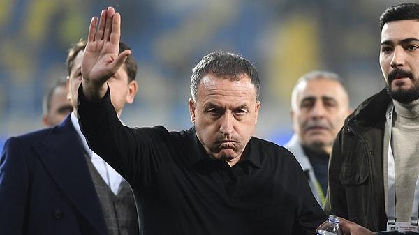 FIFA kokartlı hakem Halil Umut Meler, Ankaragücü - Çaykur Rizespor maçının ardından Ankaragücü Başkanı Faruk Koca'nın yumruklu saldırısına uğramıştı.
