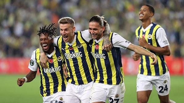 İkinci bir ihtimal olarak Fenerbahçe-Spartak Trnava karşılaşması berabere biterse, sarı lacivertlilerin gruptan çıkması için Ludogorets'in Nordsjaelland'a yenilmesi gerekecek.